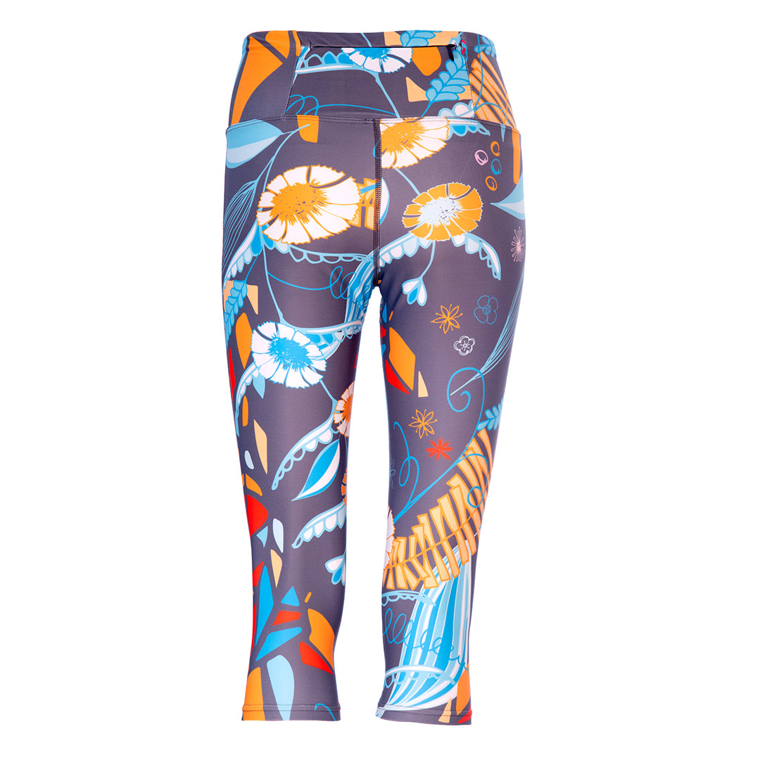 Capri | Grazing Giraffe | FLANCI – FLANCI Activewear