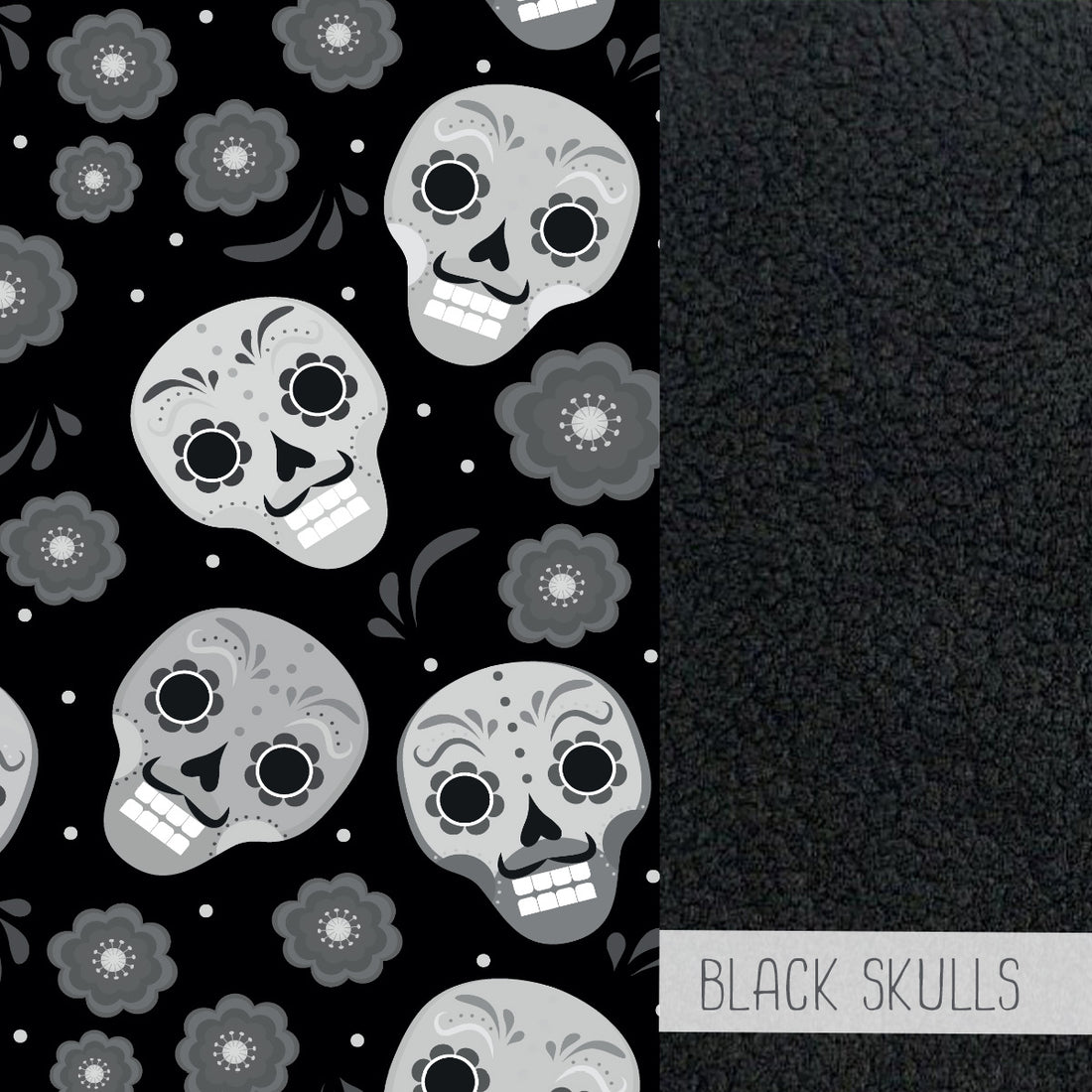 Huggle Robe | Black Skulls